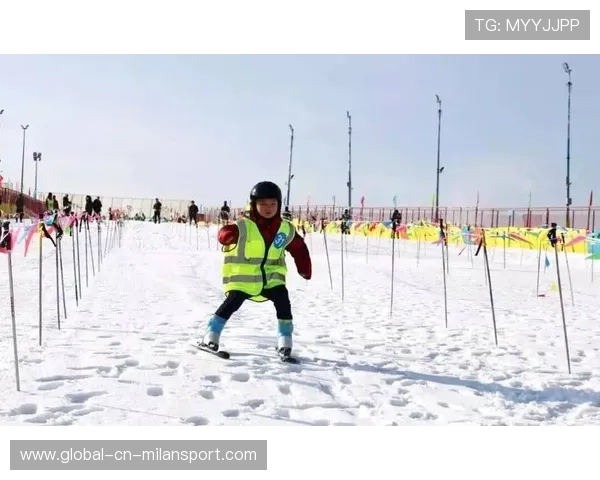 青少年冰雪项目迎新机遇 引发热潮，全国青少年冰雪主题推广活动
